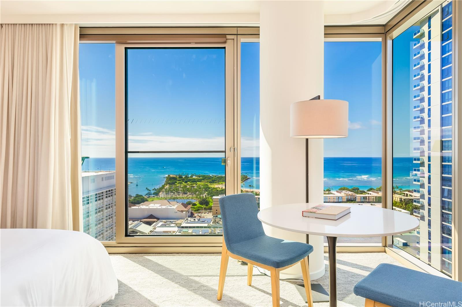 Sky Ala Moana East condo # 3002, Honolulu, Hawaii - photo 4 of 25