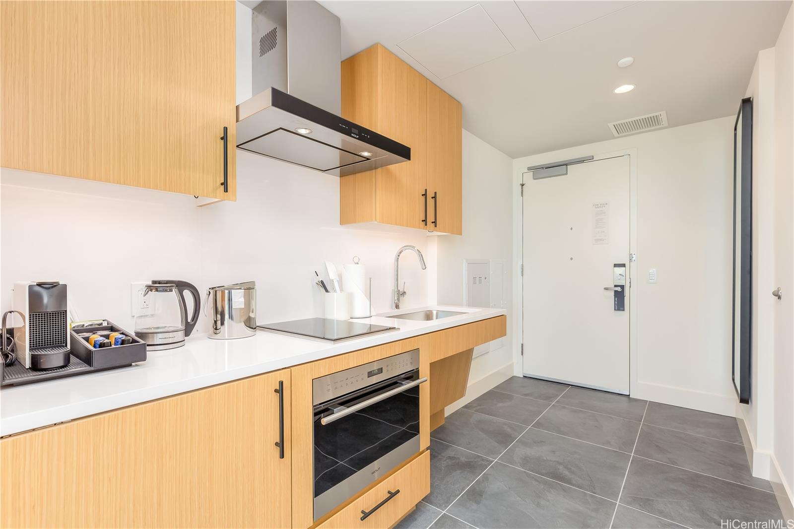 Sky Ala Moana East condo # 3002, Honolulu, Hawaii - photo 8 of 25