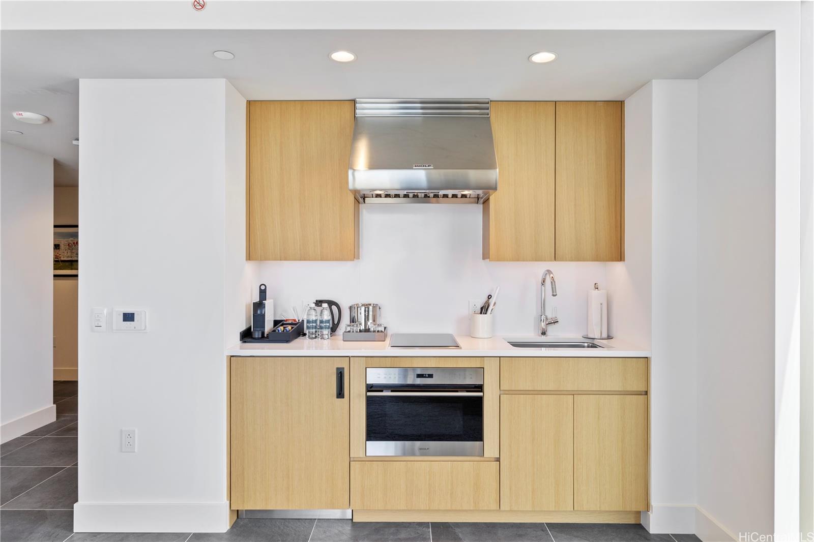 Sky Ala Moana East condo # 3201, Honolulu, Hawaii - photo 12 of 25