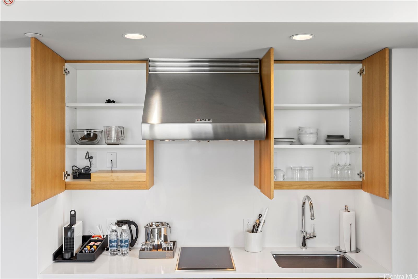 Sky Ala Moana East condo # 3201, Honolulu, Hawaii - photo 13 of 25