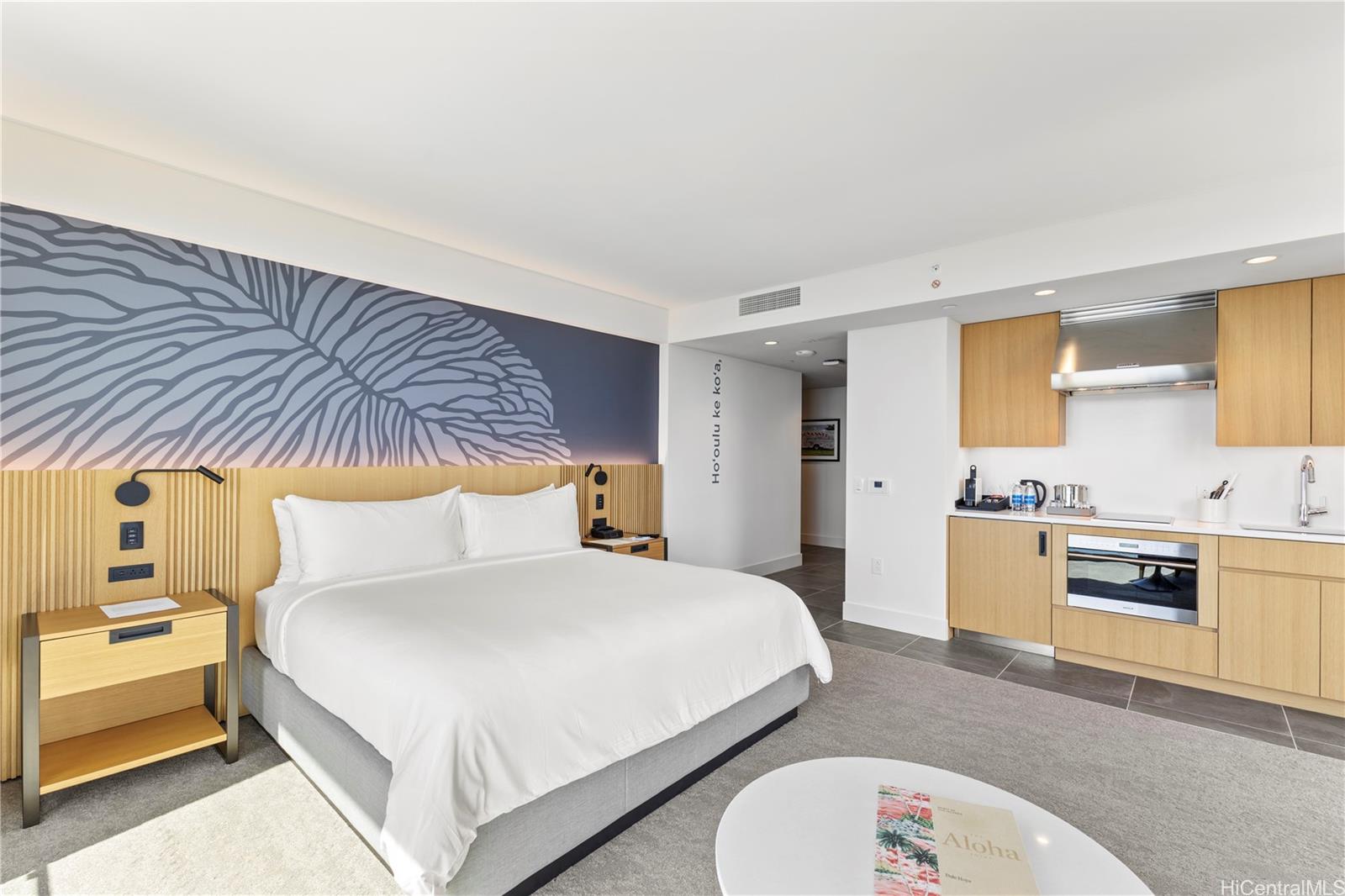 Sky Ala Moana East condo # 3201, Honolulu, Hawaii - photo 10 of 25