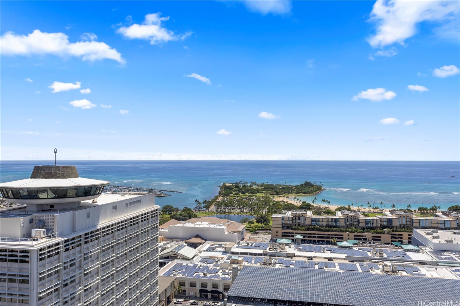 Sky Ala Moana East condo # 3204, Honolulu, Hawaii - photo 12 of 25