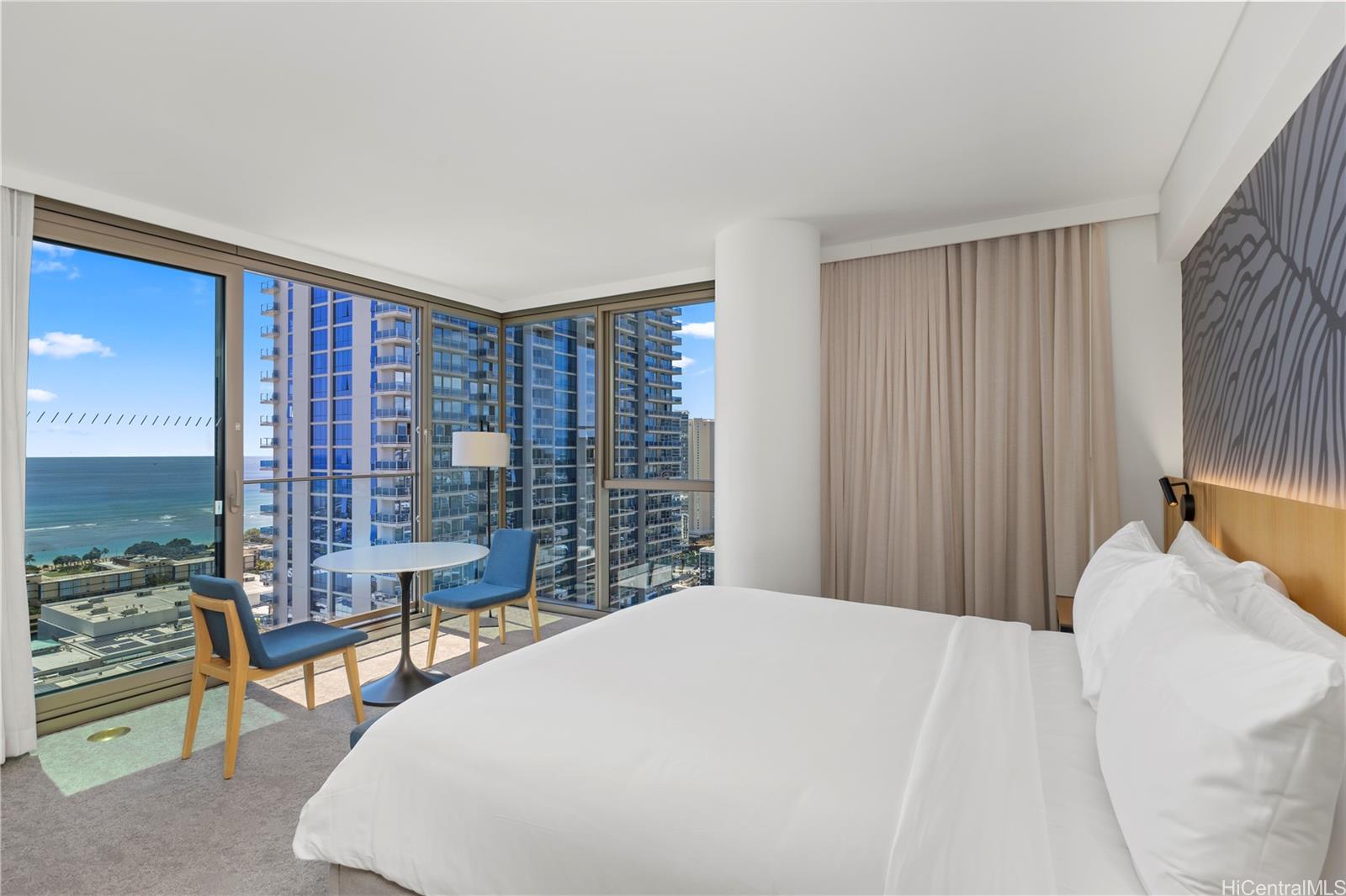 Sky Ala Moana East condo # 3204, Honolulu, Hawaii - photo 3 of 25