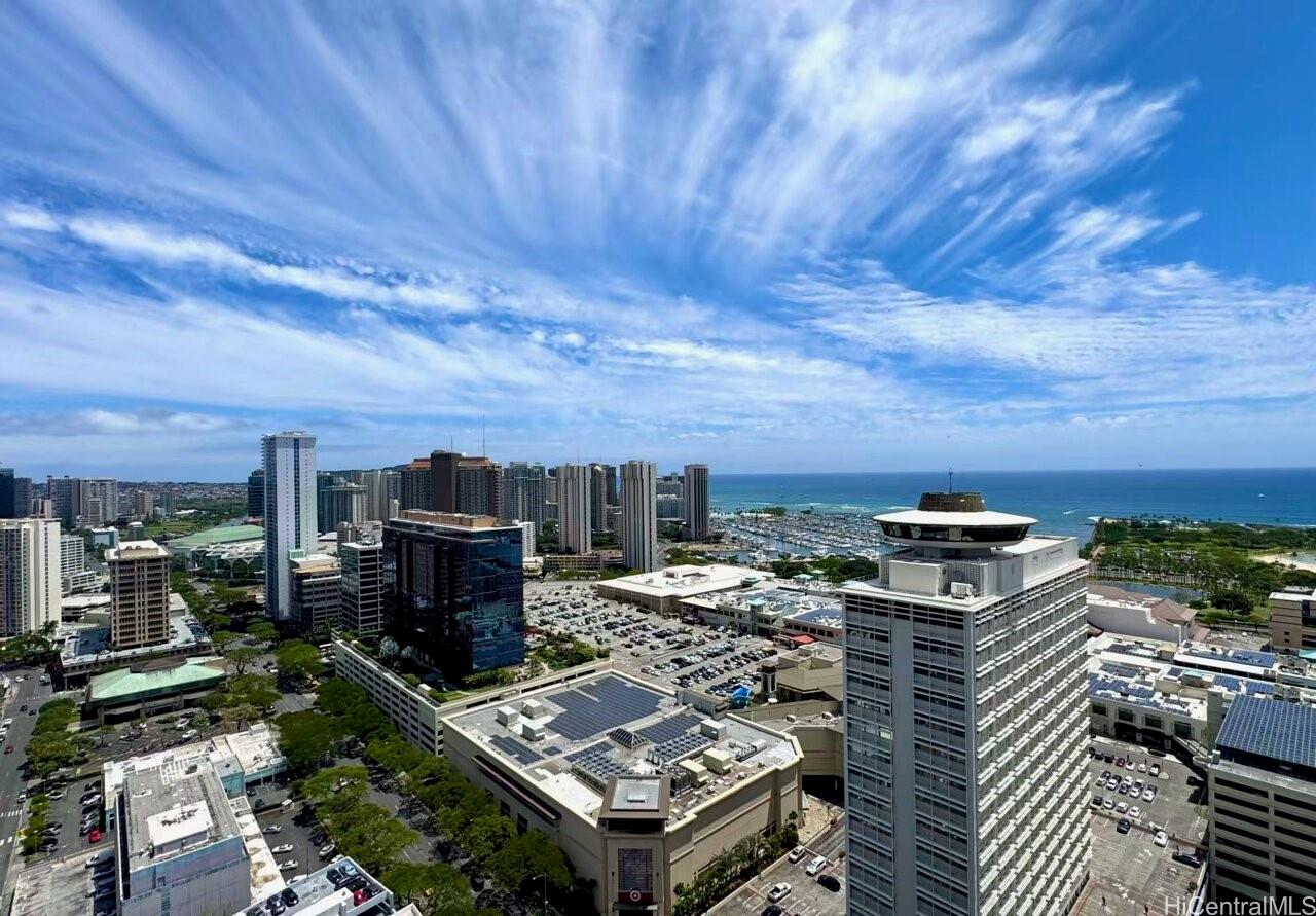 Sky Ala Moana East condo # 3311, Honolulu, Hawaii - photo 10 of 10