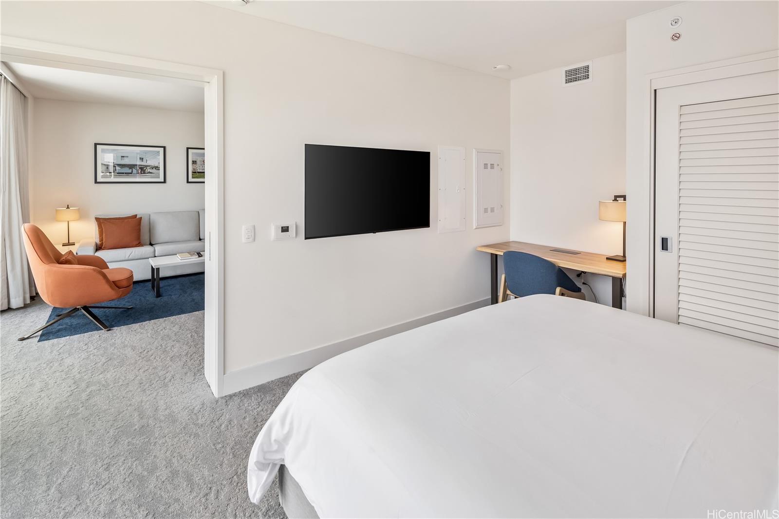 Sky Ala Moana East condo # 3312, Honolulu, Hawaii - photo 11 of 21