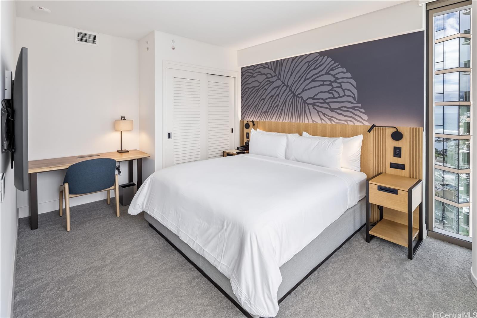 Sky Ala Moana East condo # 3312, Honolulu, Hawaii - photo 9 of 21