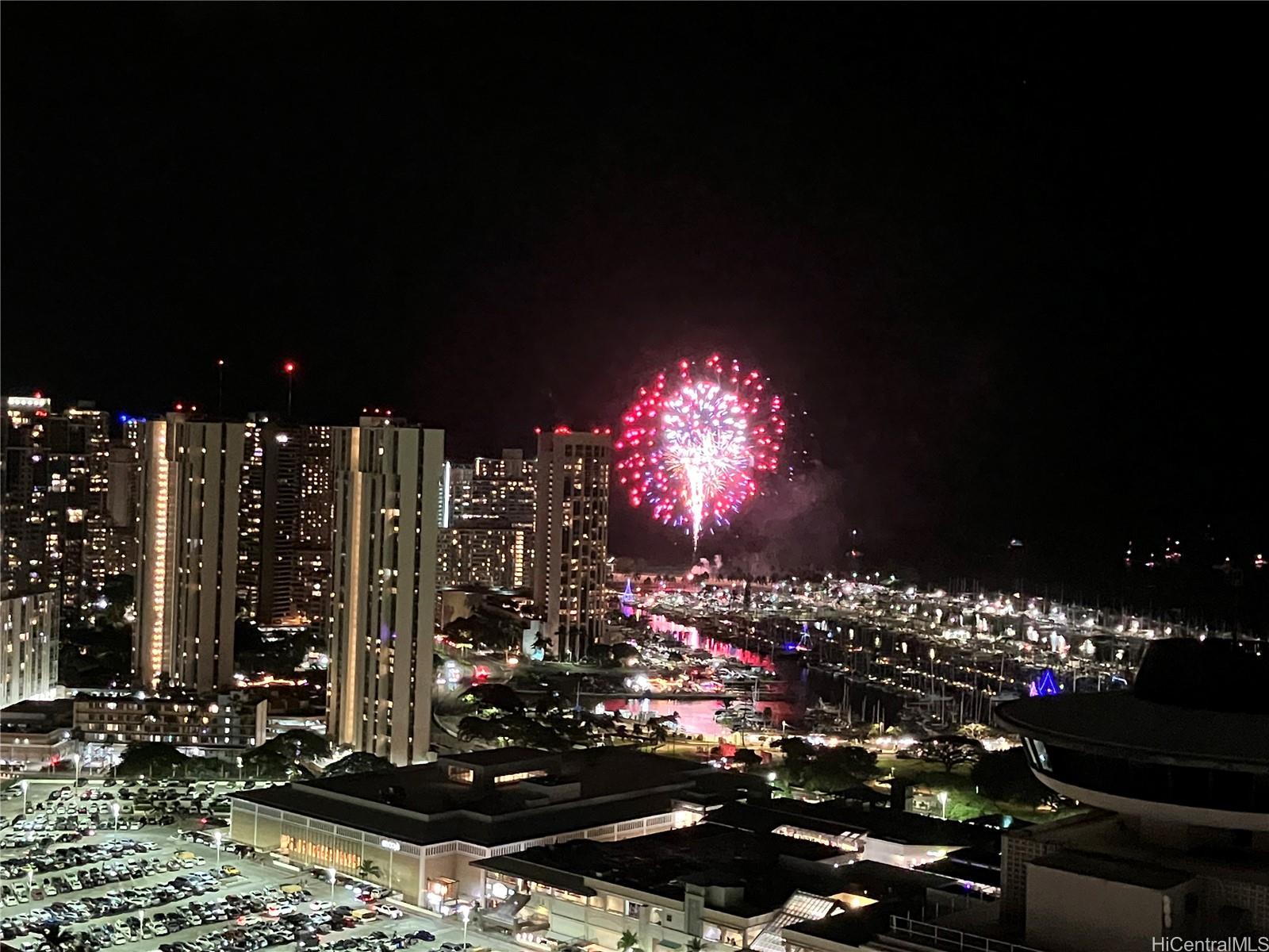 Sky Ala Moana East condo # 3506, Honolulu, Hawaii - photo 11 of 19