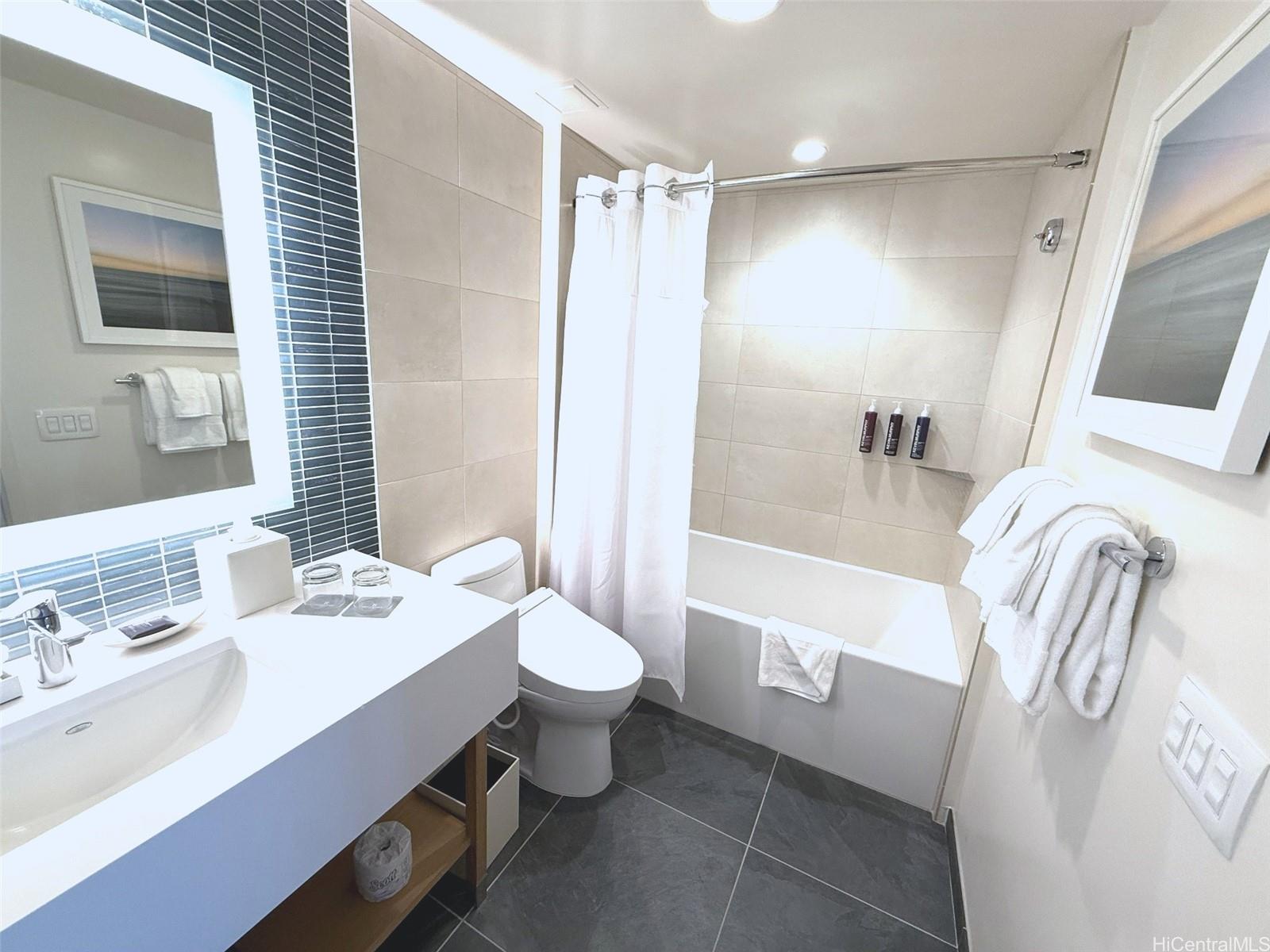 Sky Ala Moana East condo # 3603, Honolulu, Hawaii - photo 4 of 8