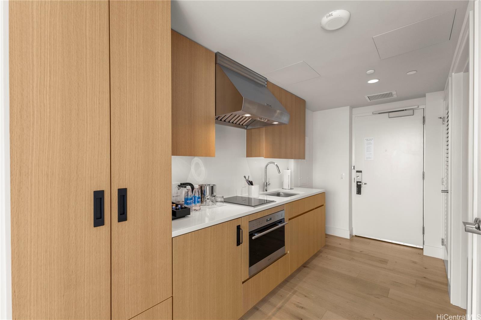 Sky Ala Moana East condo # 3607, Honolulu, Hawaii - photo 3 of 21