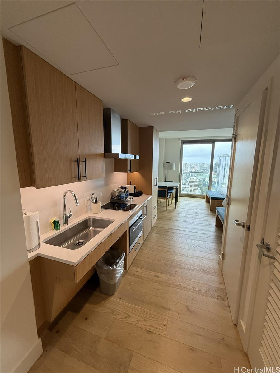 Sky Ala Moana East condo # 3608, Honolulu, Hawaii - photo 2 of 10