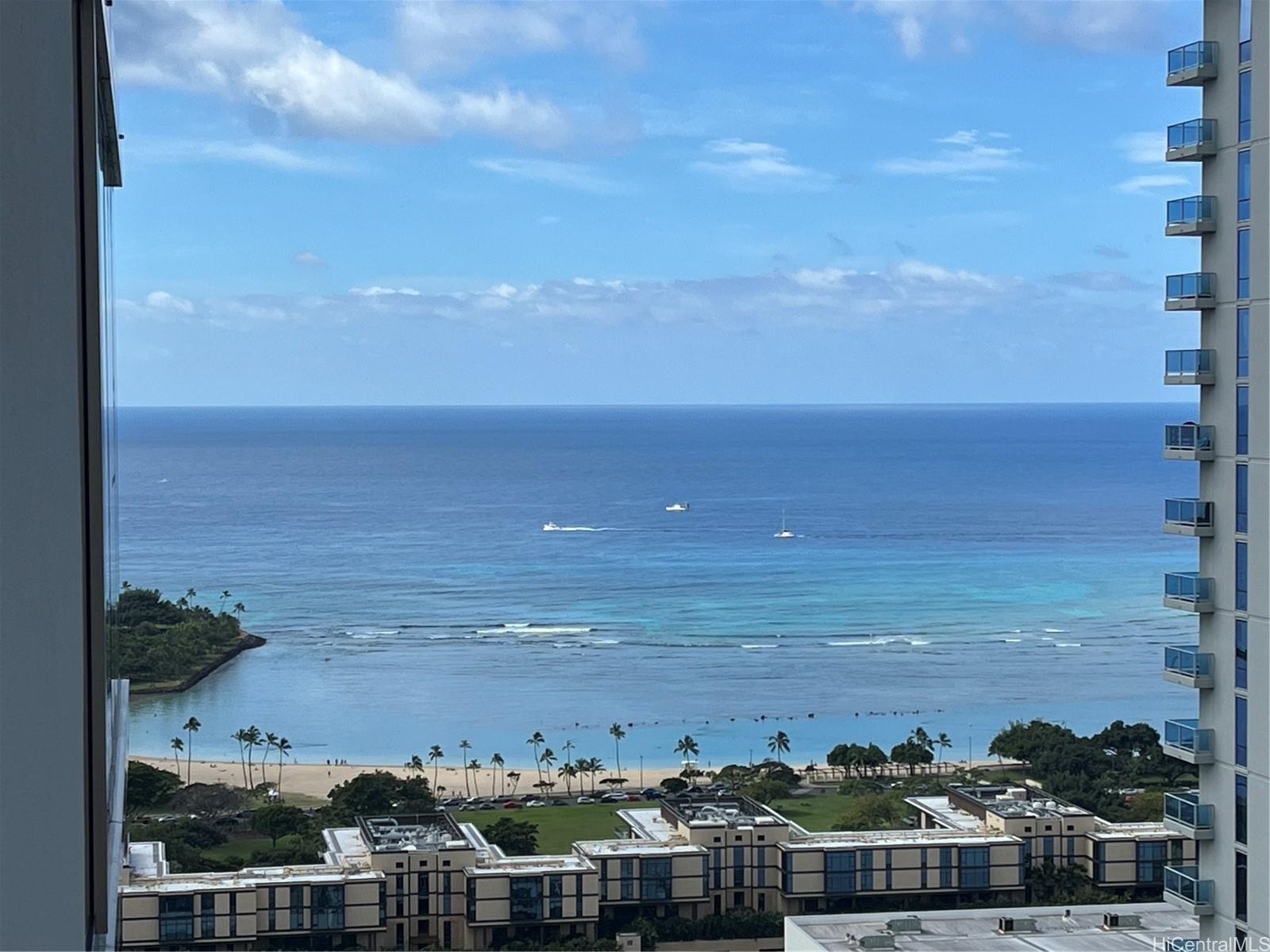 Sky Ala Moana East condo # 3704, Honolulu, Hawaii - photo 15 of 17