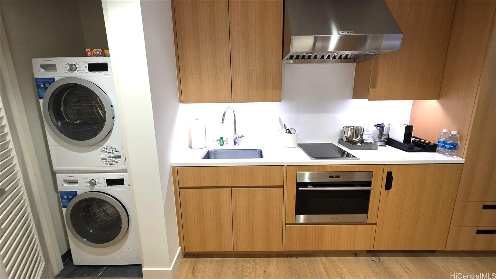 Sky Ala Moana East condo # 3704, Honolulu, Hawaii - photo 9 of 14