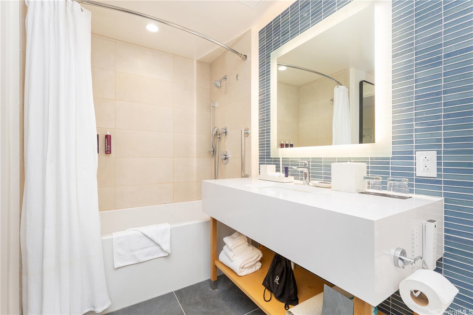 Sky Ala Moana East condo # 3808, Honolulu, Hawaii - photo 14 of 25