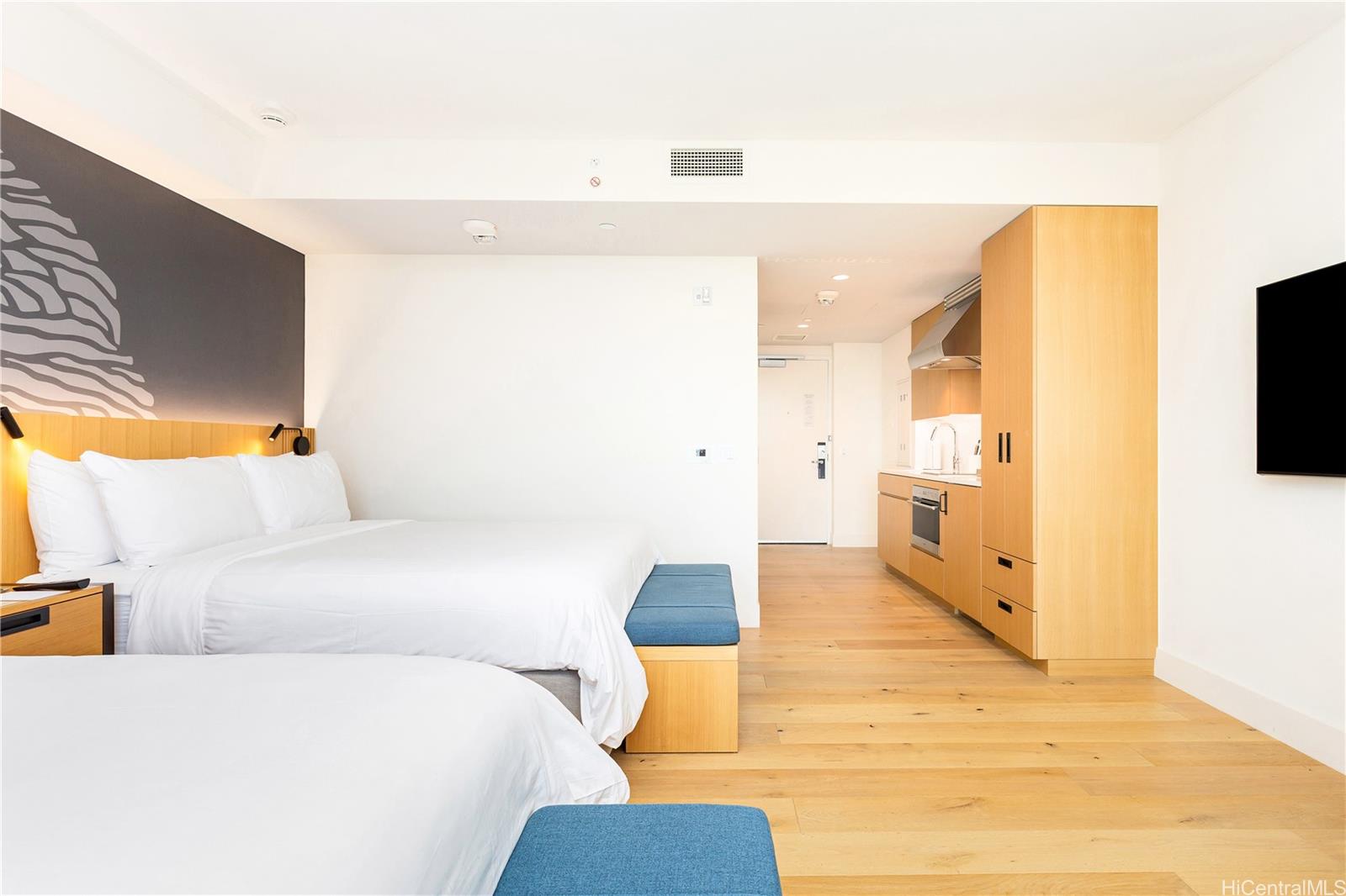 Sky Ala Moana East condo # 3808, Honolulu, Hawaii - photo 5 of 25