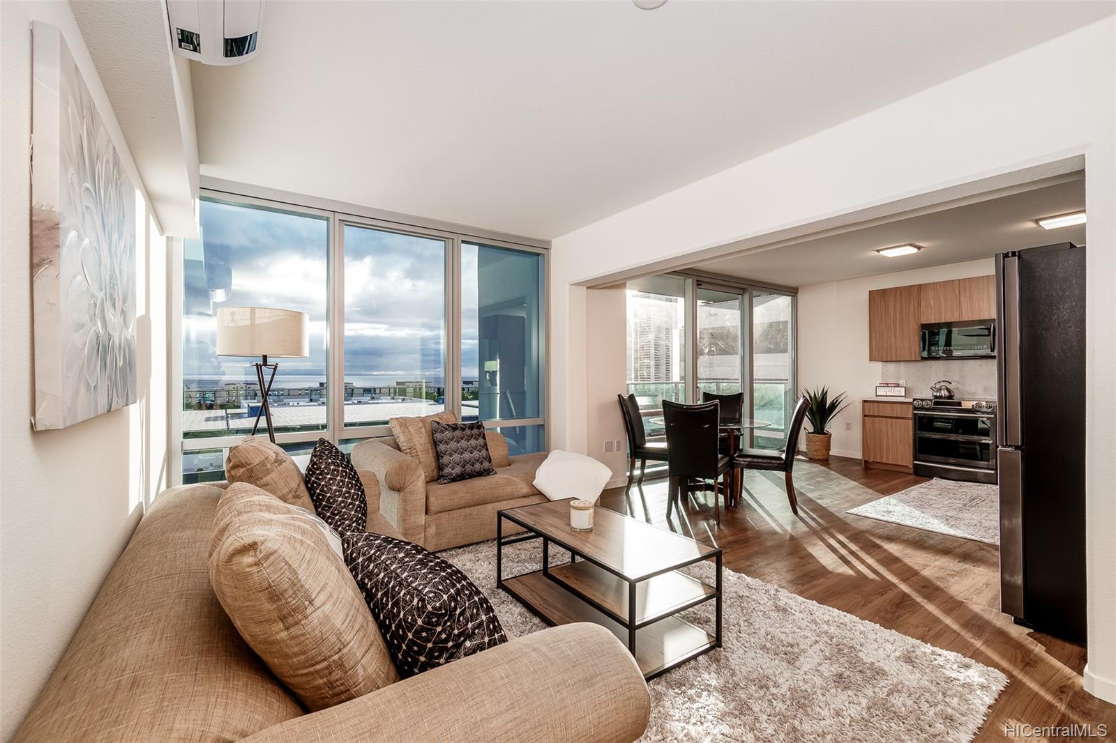 The Central Ala Moana 1413, 1391 Kapiolani Blvd, Honolulu Ala Moana