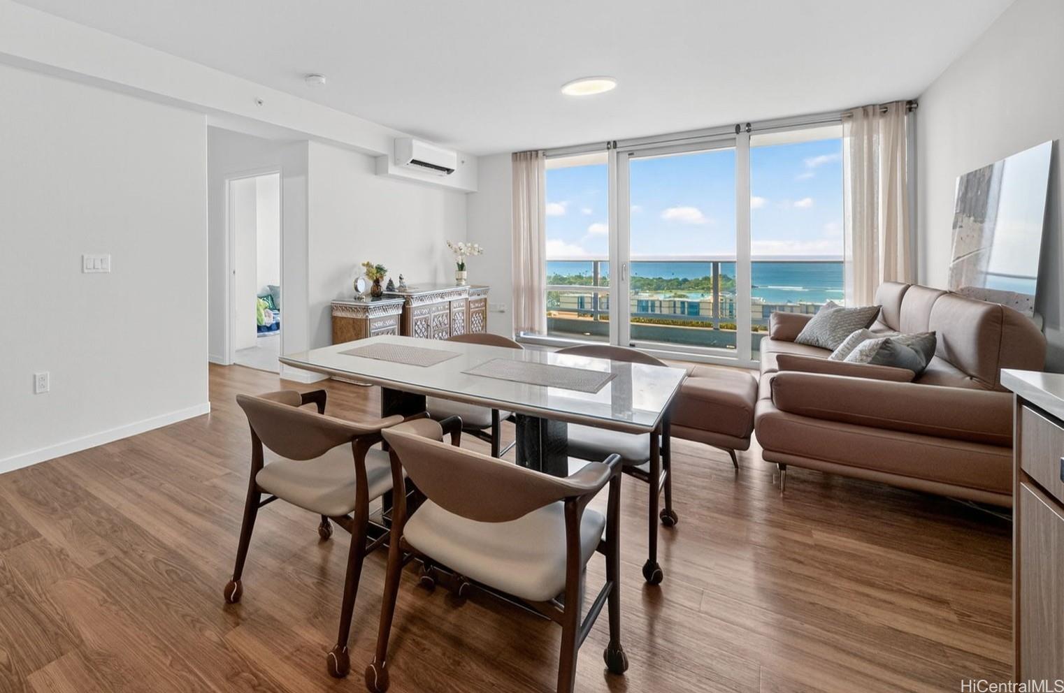 The Central Ala Moana condo # 2009, Honolulu, Hawaii - photo 2 of 24