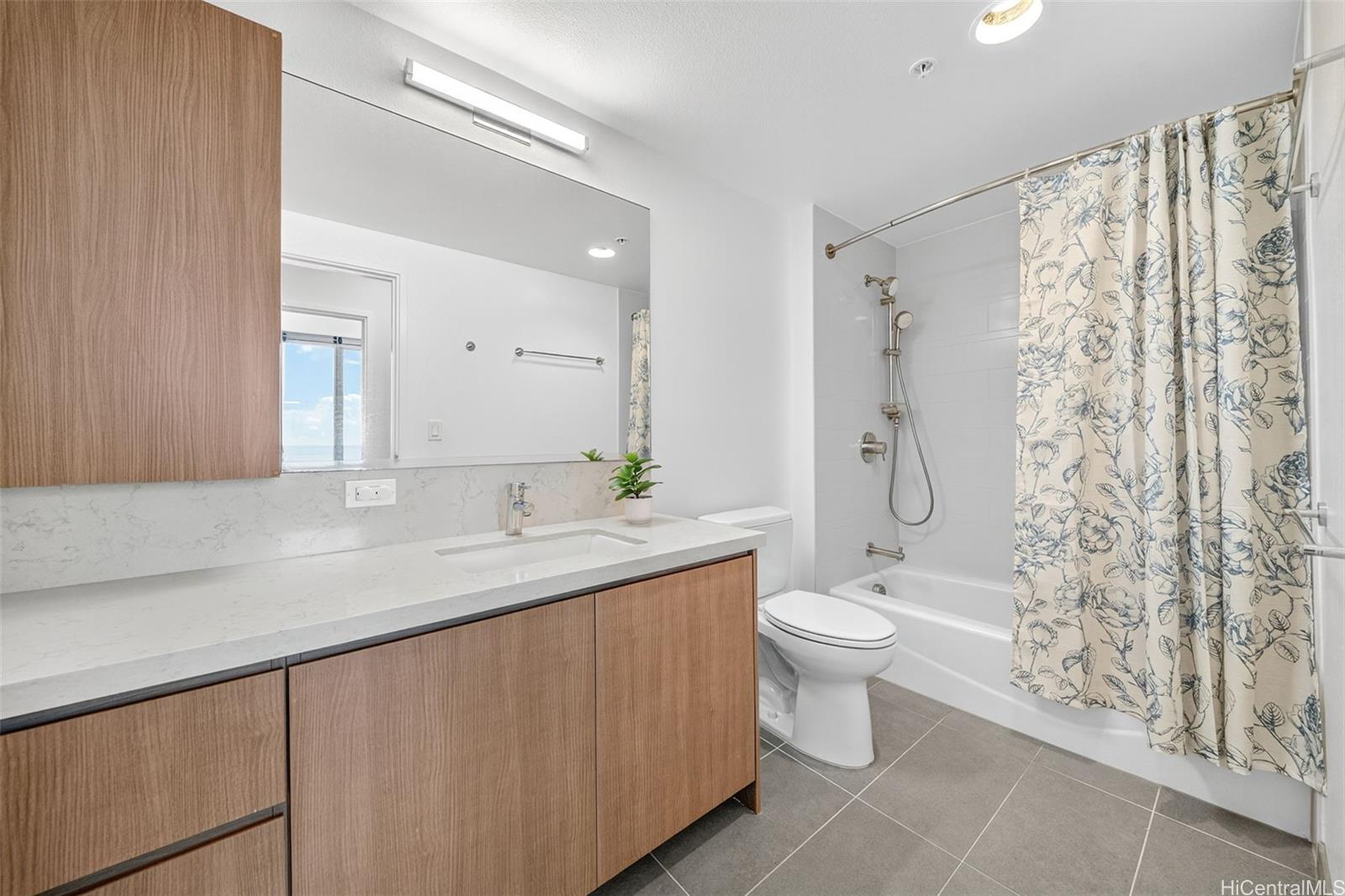 The Central Ala Moana condo # 2009, Honolulu, Hawaii - photo 14 of 24