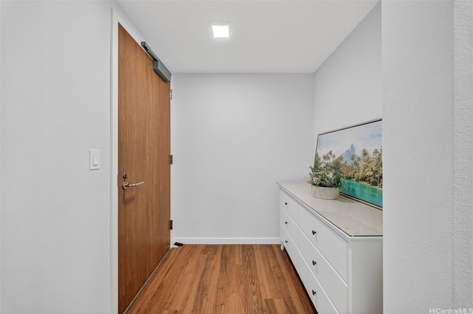 The Central Ala Moana condo # 2009, Honolulu, Hawaii - photo 16 of 25