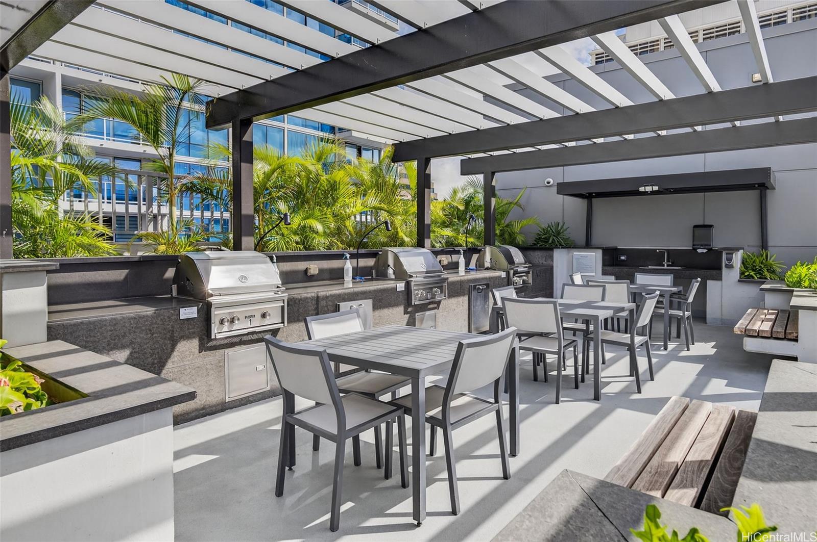 The Central Ala Moana condo # 2009, Honolulu, Hawaii - photo 22 of 24