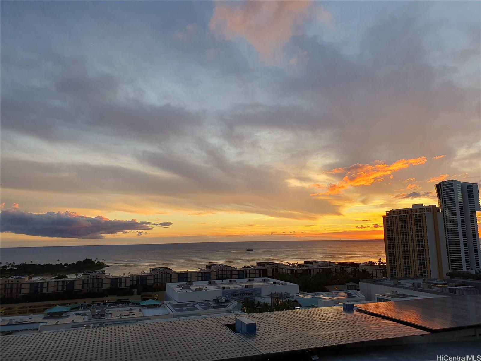 The Central Ala Moana condo # 2009, Honolulu, Hawaii - photo 10 of 24
