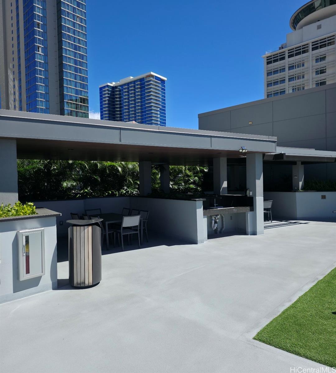 The Central Ala Moana condo # 2411, Honolulu, Hawaii - photo 11 of 22