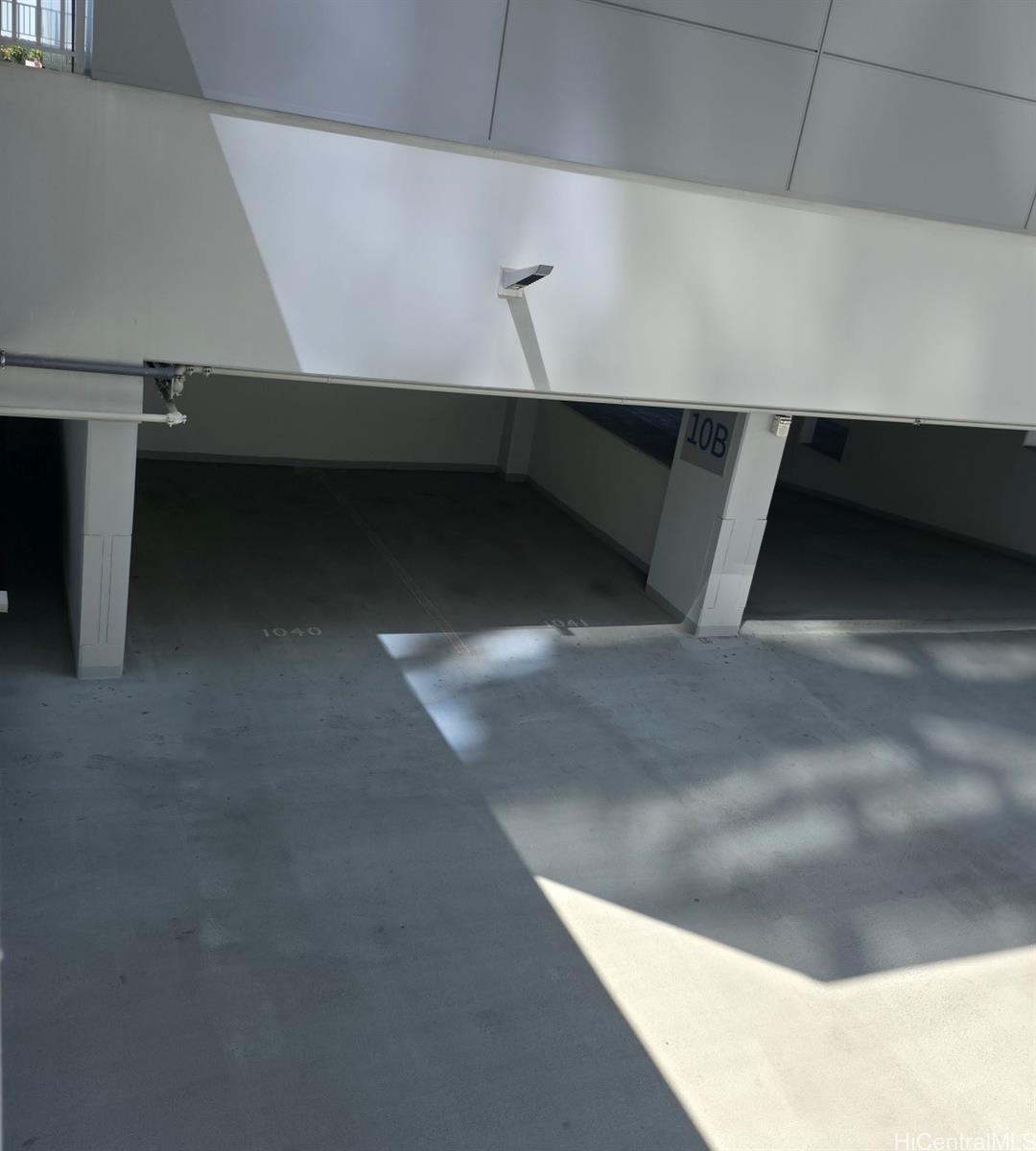 The Central Ala Moana condo # 2411, Honolulu, Hawaii - photo 15 of 22