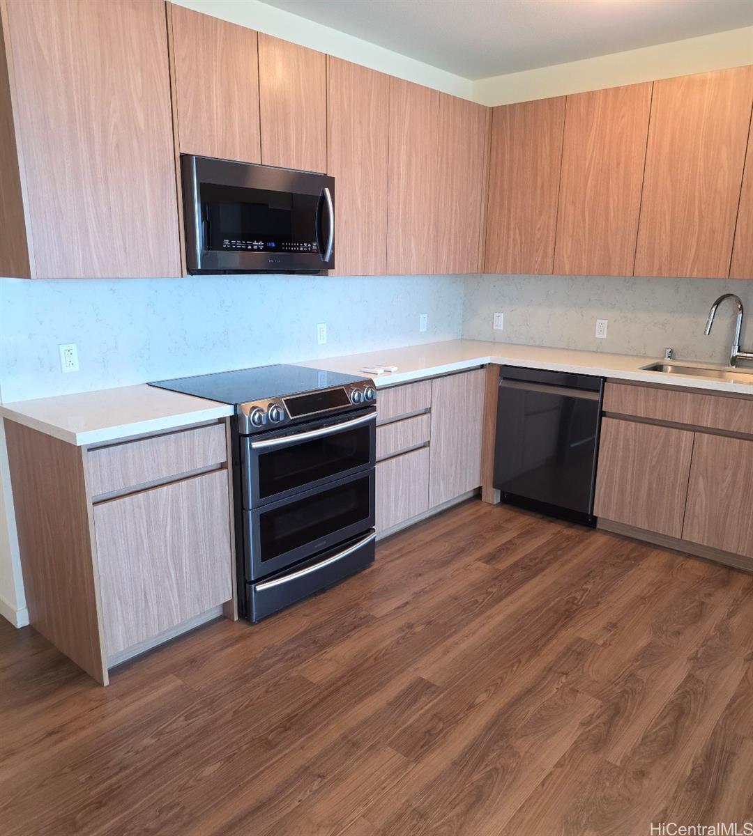 The Central Ala Moana condo # 2411, Honolulu, Hawaii - photo 6 of 22