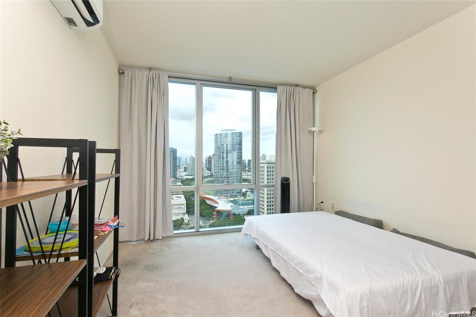 The Central Ala Moana condo # 2512, Honolulu, Hawaii - photo 8 of 20