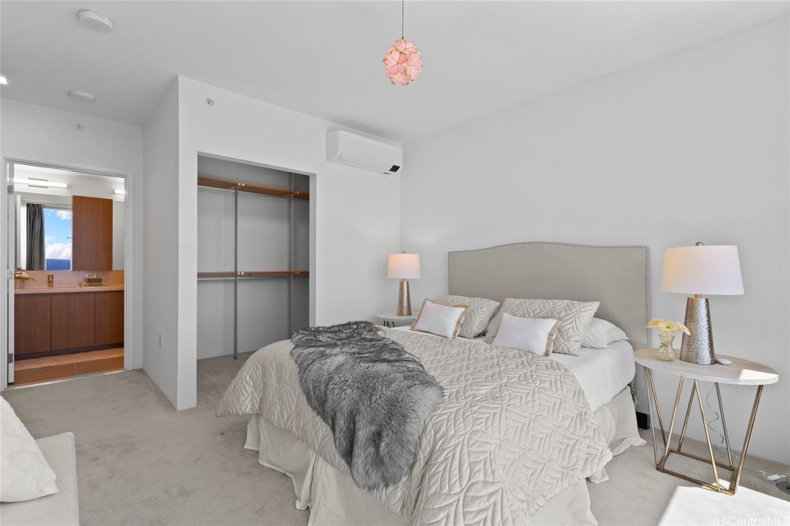 The Central Ala Moana condo # 2809, Honolulu, Hawaii - photo 13 of 25