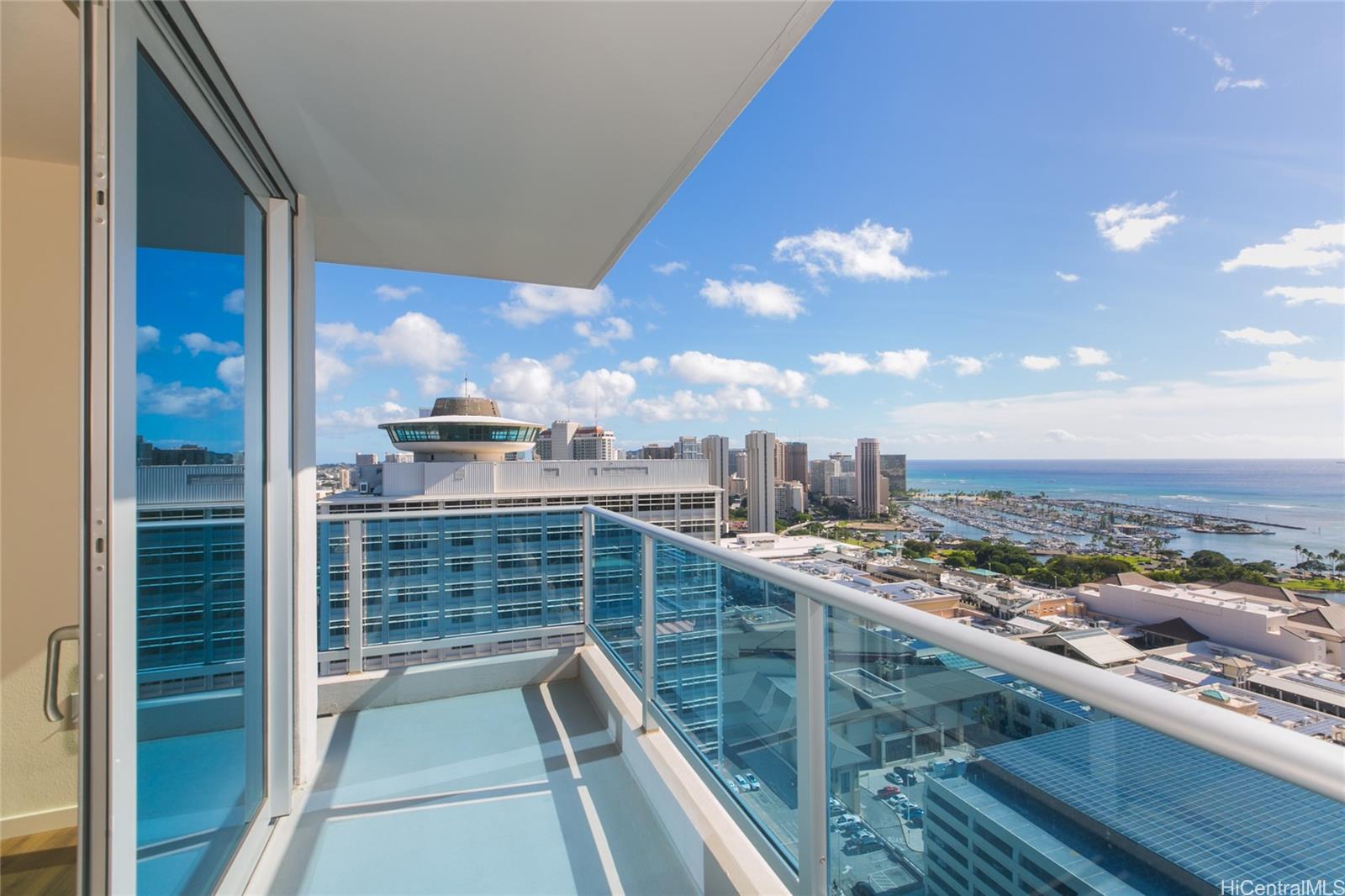 The Central Ala Moana condo # 2908, Honolulu, Hawaii - photo 2 of 25