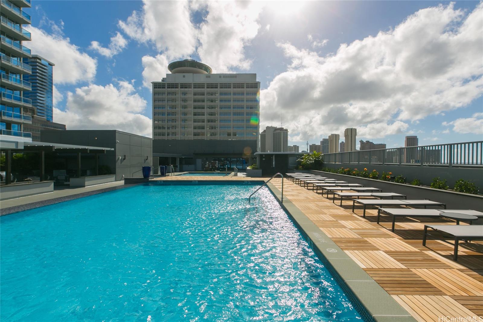 The Central Ala Moana condo # 2908, Honolulu, Hawaii - photo 23 of 25