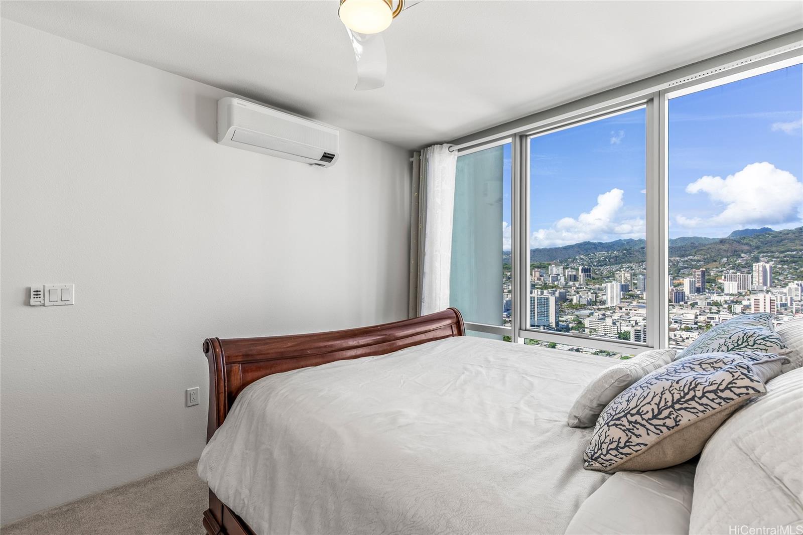 The Central Ala Moana condo # 3604, Honolulu, Hawaii - photo 4 of 25