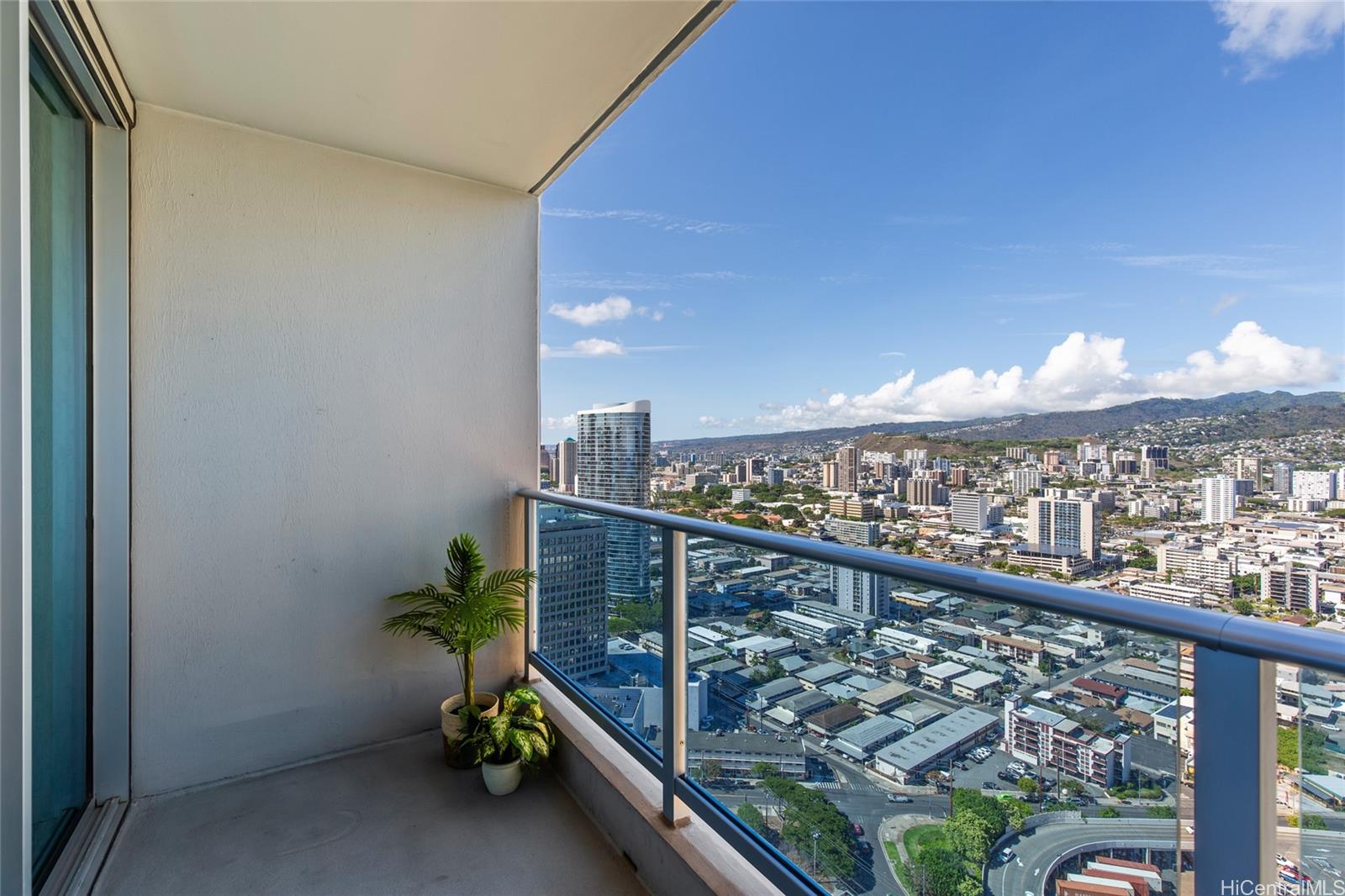 The Central Ala Moana condo # 3604, Honolulu, Hawaii - photo 6 of 25