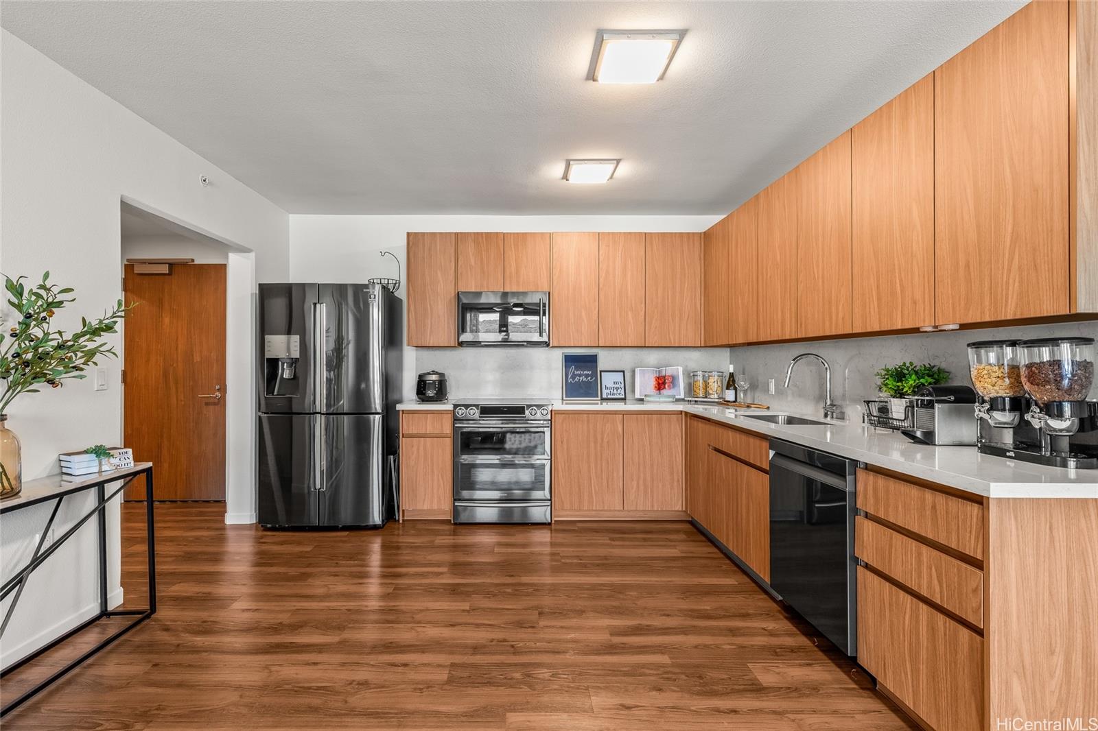 The Central Ala Moana condo # 3604, Honolulu, Hawaii - photo 8 of 25