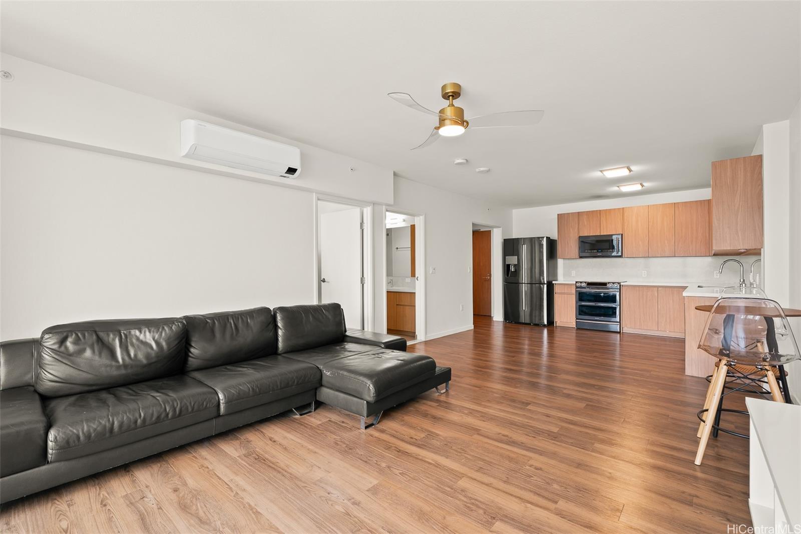 1391 Kapiolani Blvd Honolulu - Rental - photo 3 of 23