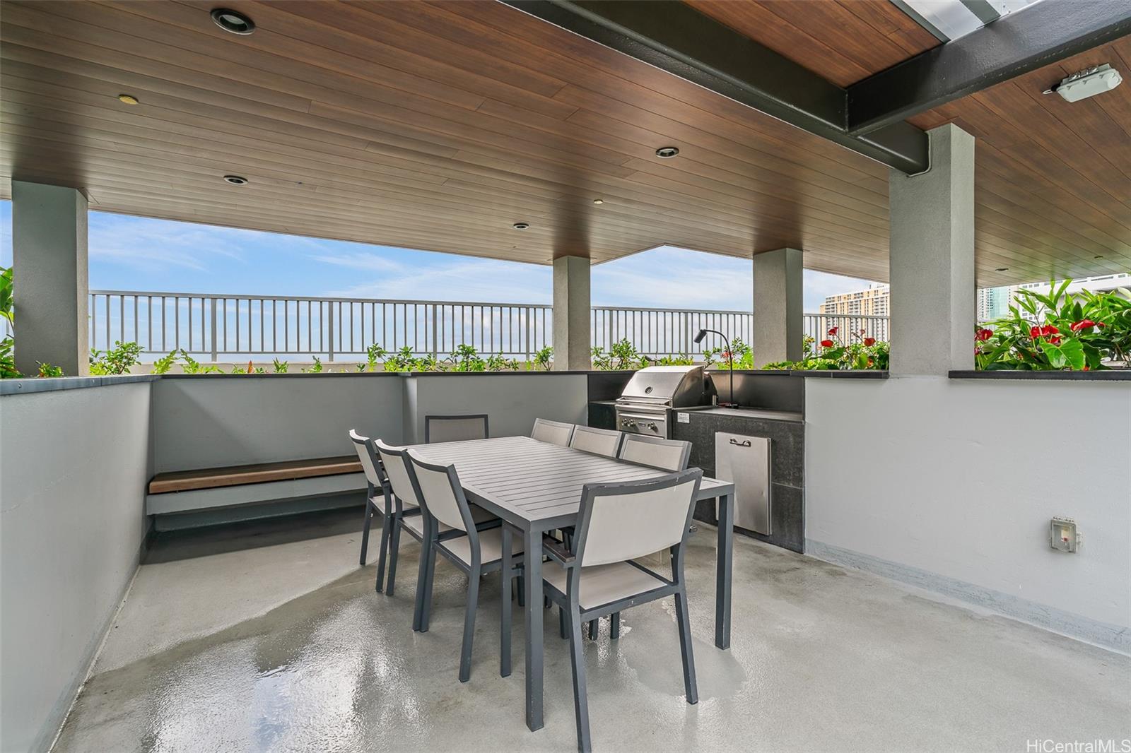 1391 Kapiolani Blvd Honolulu - Rental - photo 21 of 23