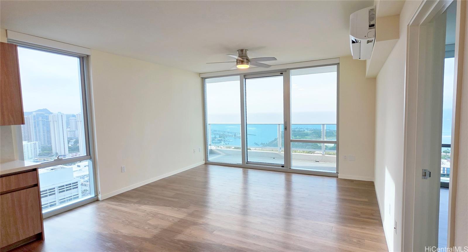 1391 Kapiolani Blvd Honolulu - Rental - photo 2 of 15