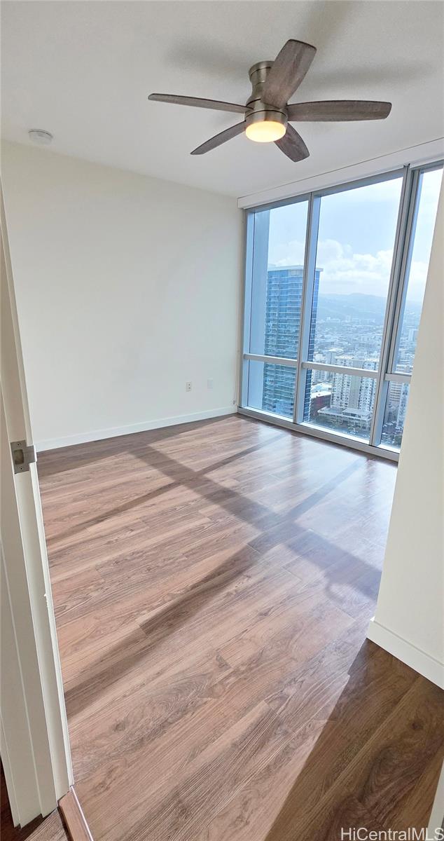 1391 Kapiolani Blvd Honolulu - Rental - photo 6 of 15