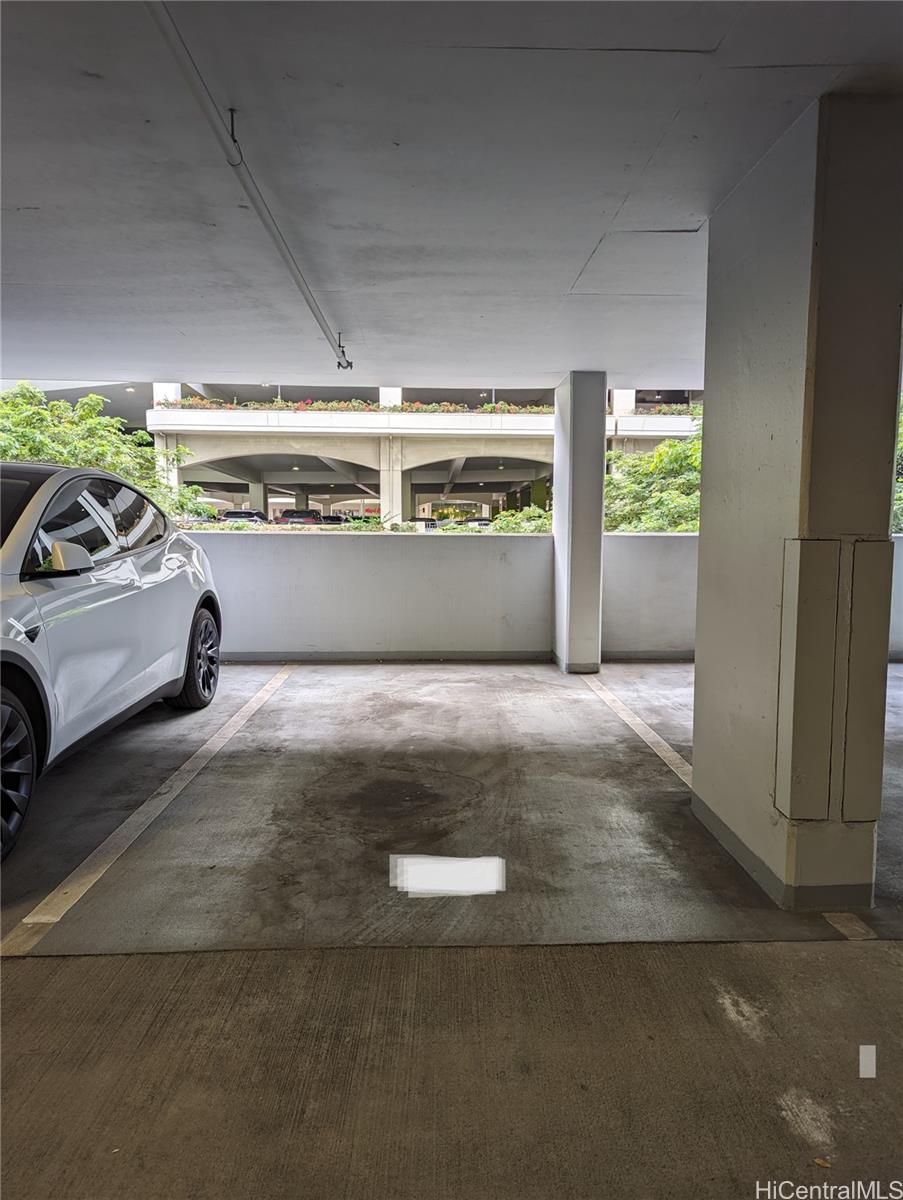 1391 Kapiolani Blvd Honolulu - Rental - photo 16 of 23