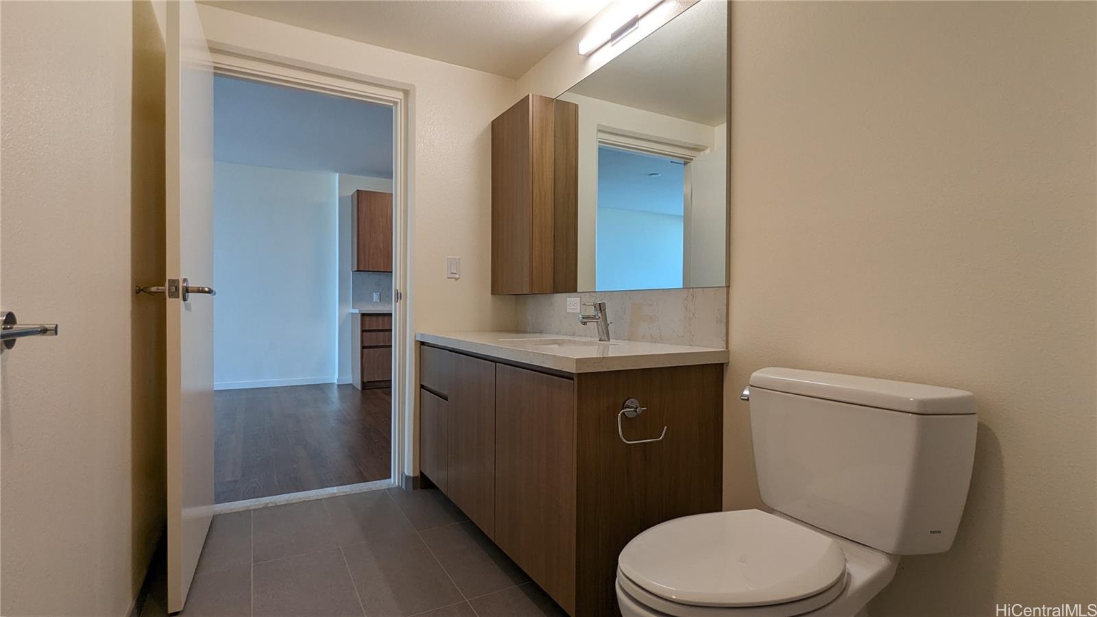 1391 Kapiolani Blvd Honolulu - Rental - photo 9 of 23