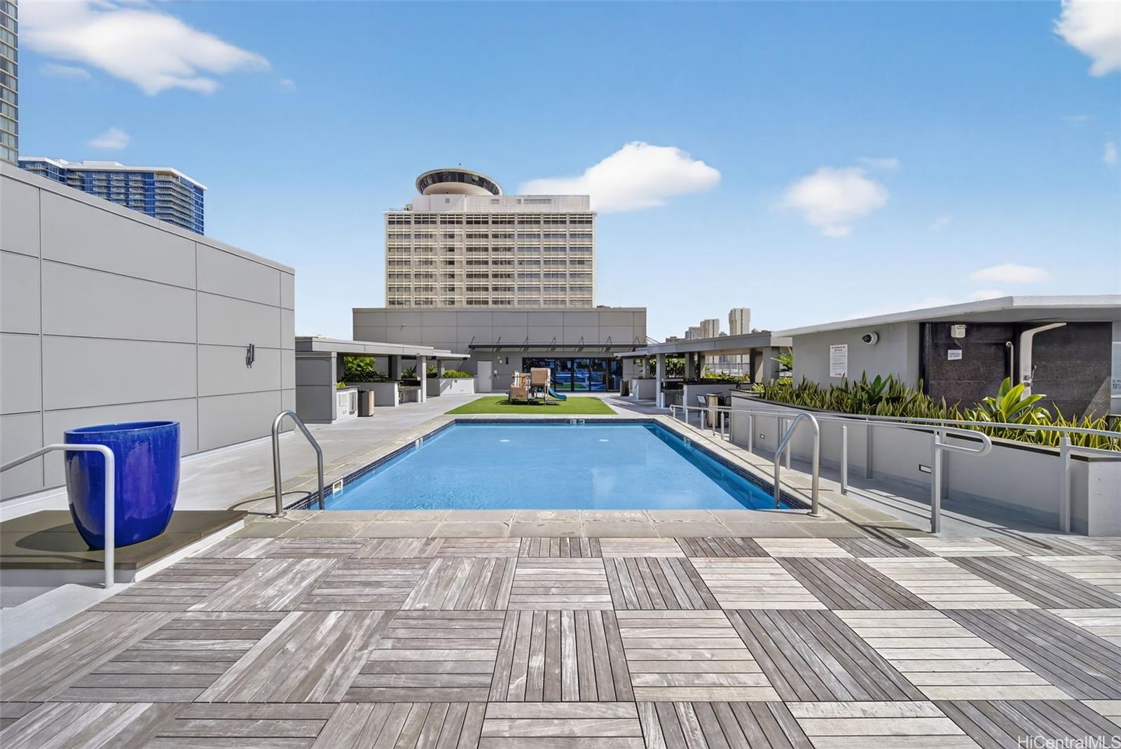 The Central Ala Moana condo # 3807, Honolulu, Hawaii - photo 20 of 25