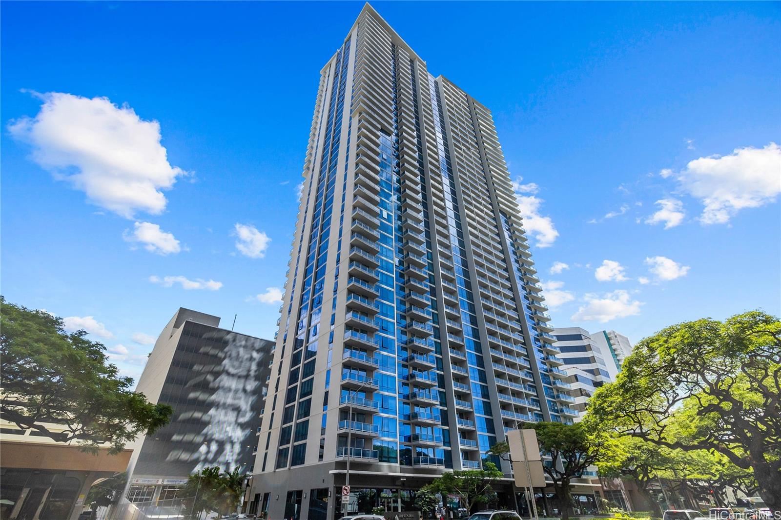 The Central Ala Moana condo # 4007, Honolulu, Hawaii - photo 23 of 25