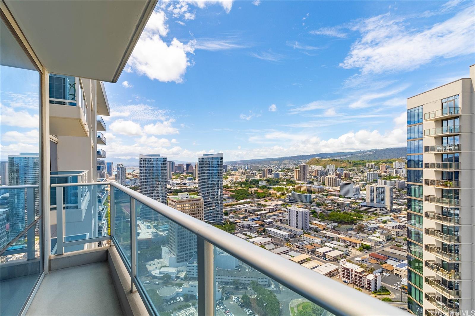 The Central Ala Moana condo # 4007, Honolulu, Hawaii - photo 10 of 25