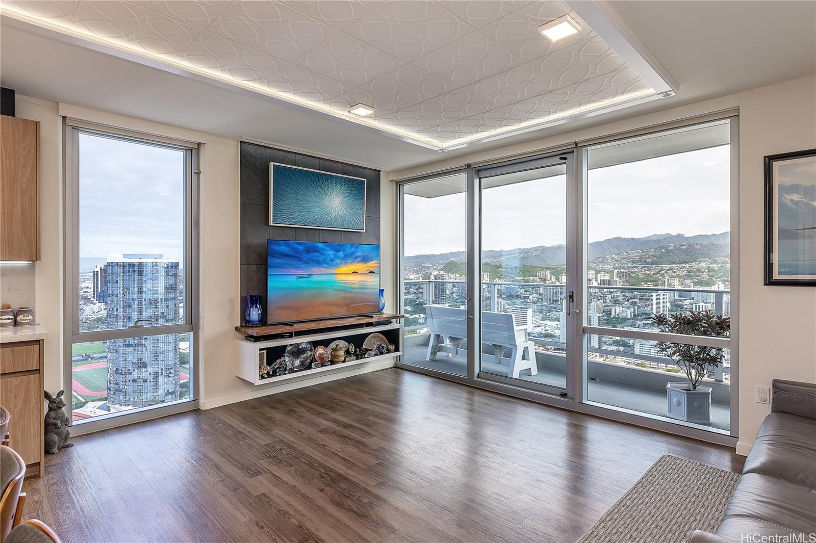 The Central Ala Moana condo # 4201, Honolulu, Hawaii - photo 3 of 13