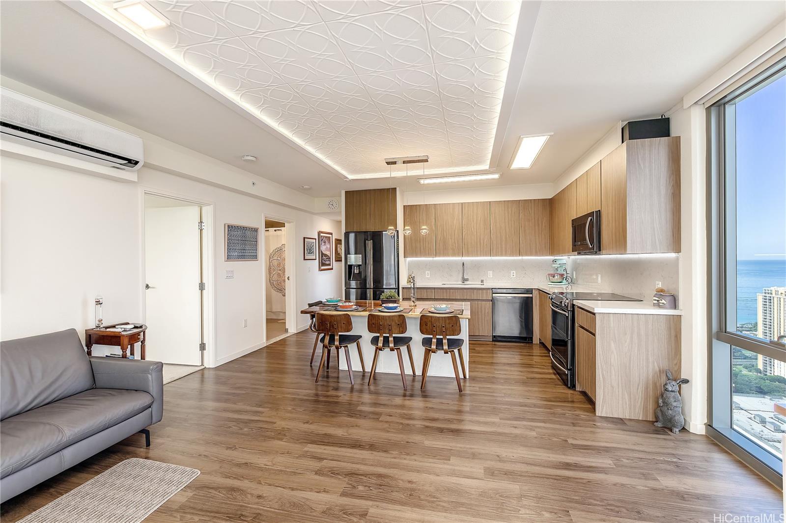 The Central Ala Moana condo # 4201, Honolulu, Hawaii - photo 4 of 13