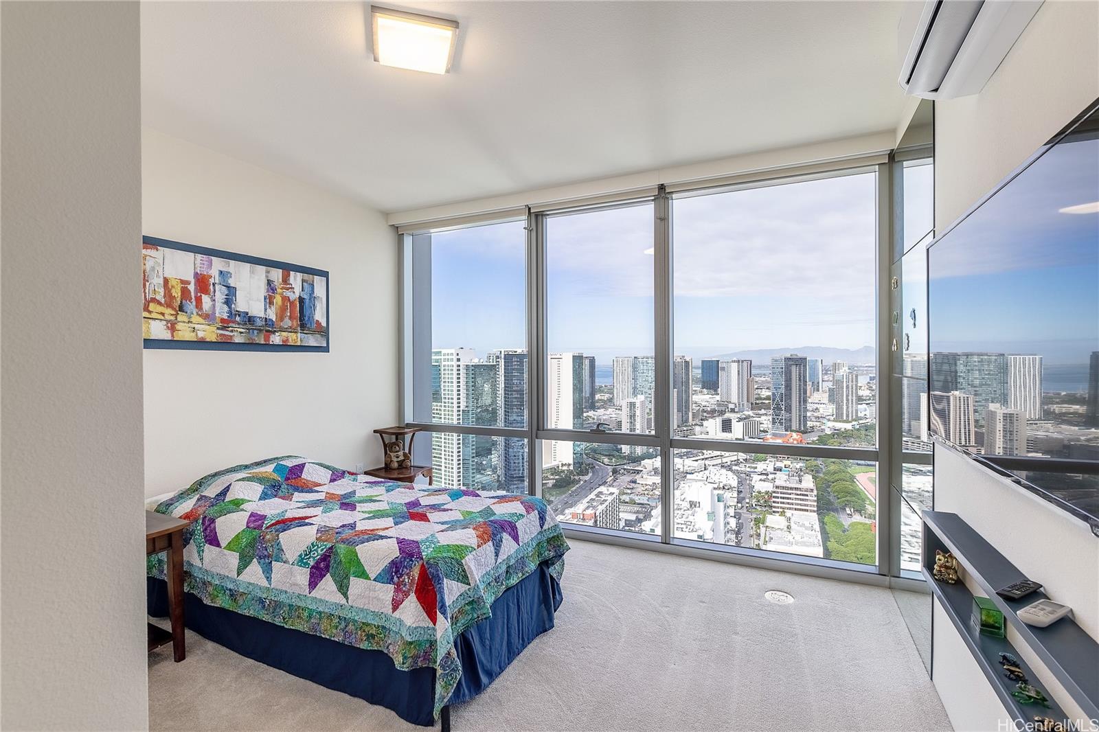 The Central Ala Moana condo # 4201, Honolulu, Hawaii - photo 8 of 13