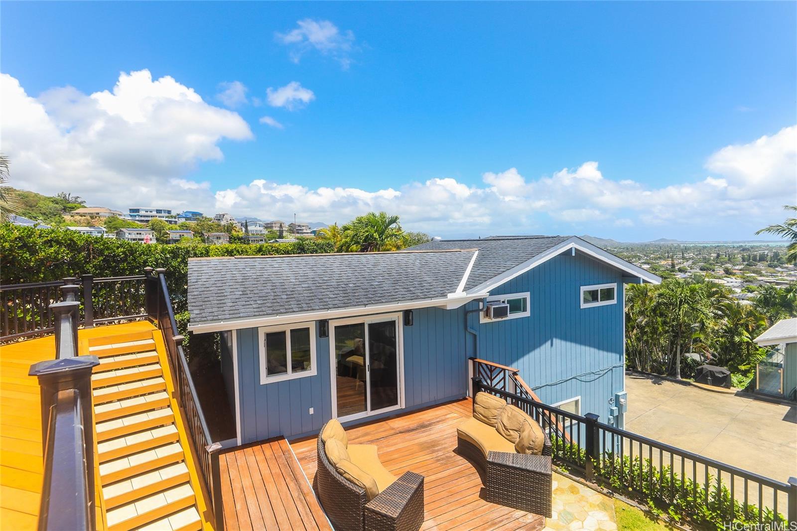 1399 Nanialii St Kailua - Rental - photo 16 of 16