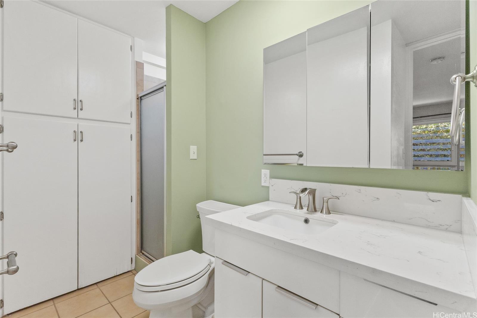 Meridian East condo # 306, Kailua, Hawaii - photo 3 of 22