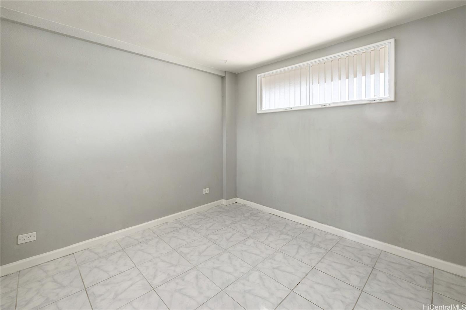 Meridian East condo # 406, Kailua, Hawaii - photo 15 of 25