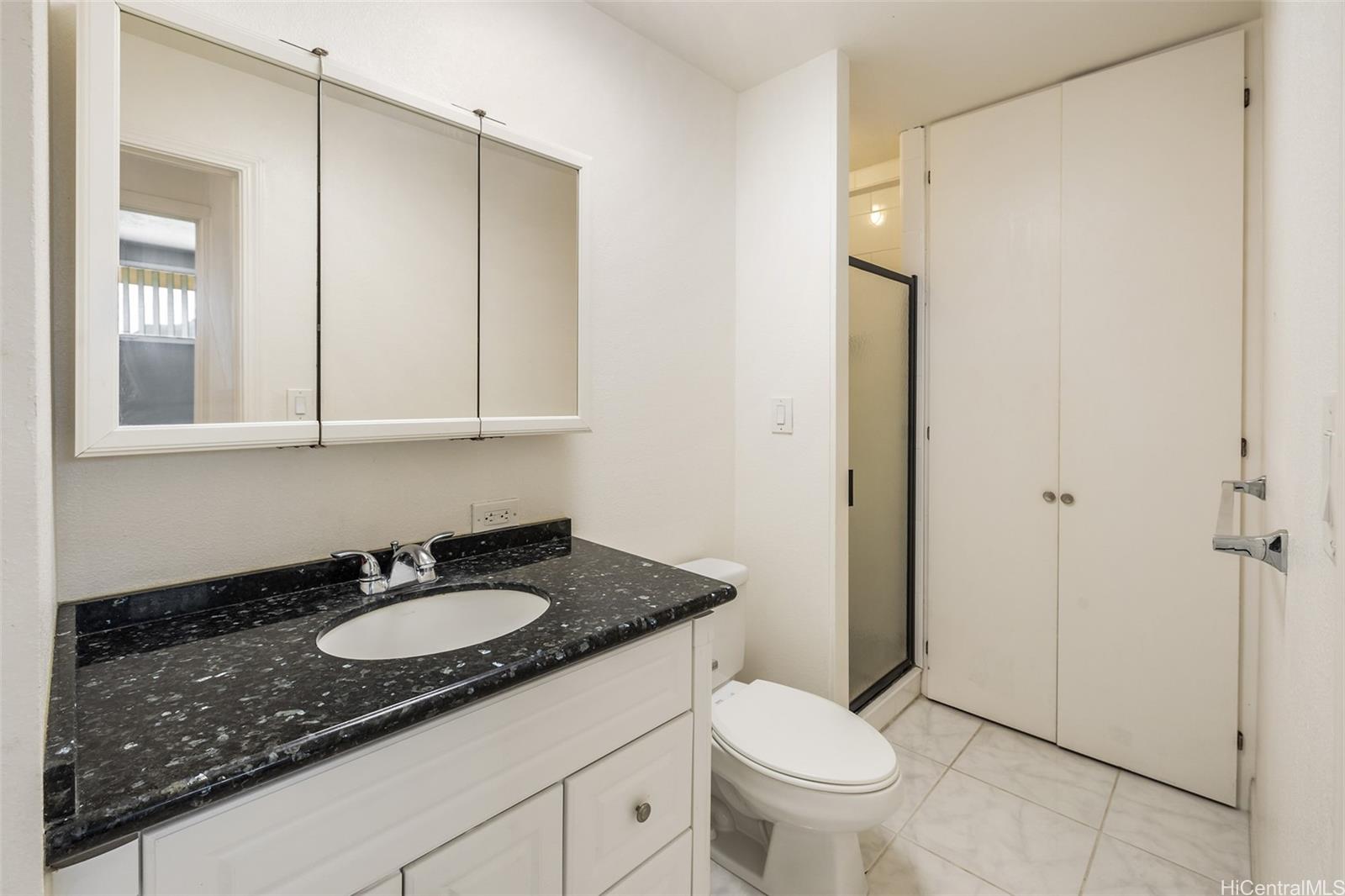 Meridian East condo # 406, Kailua, Hawaii - photo 18 of 25